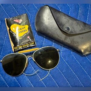 WWII Welsh MFG Type G-2 Aviator Sunglasses & Case MILITARY SPEC PIECE OF HISTORY